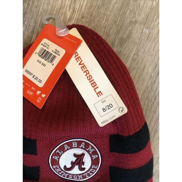 Nike Alabama Crimson Tide Beanie- Toboggan Embroidered , Reversible , Kids. NWT - Picture 3 of 9